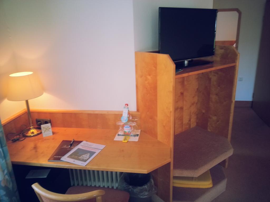 Hotel Seewirt Nonnenhorn Oda fotoğraf